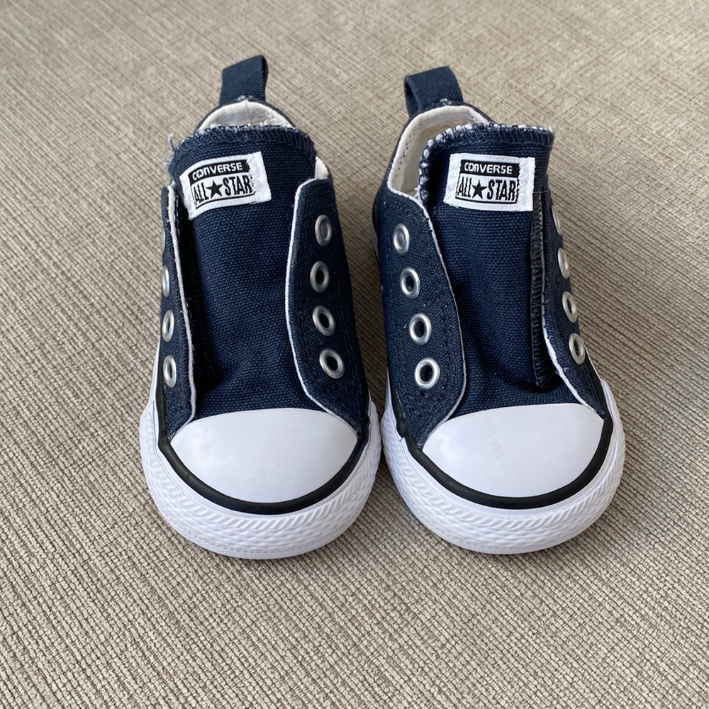 Converse Toddler Size 4 - New